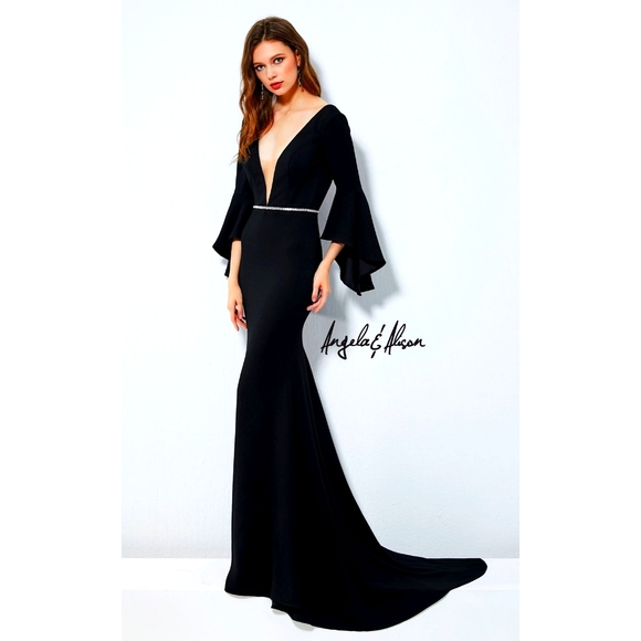 Angela & Alison Dresses & Skirts - Angela & Alison Formal Dress 81042 Black Size 8